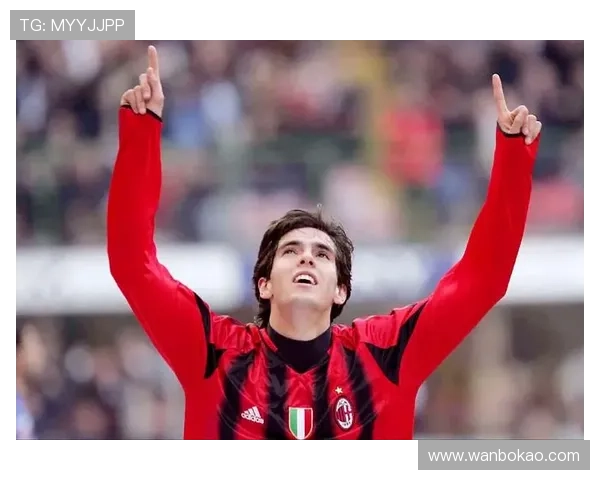 卡罗与足球明星的精彩瞬间:一组珍贵照片背后的故事与回忆